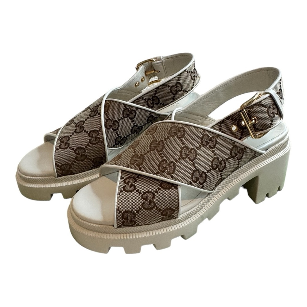 Gucci / Lug Sole Sandal  in Beige /white
